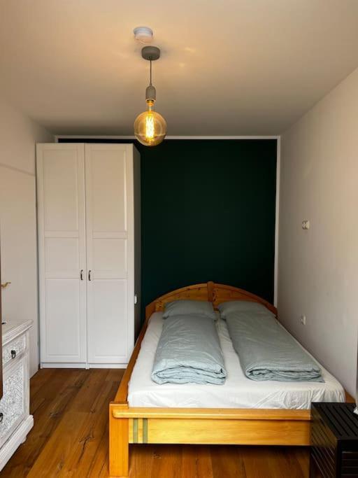 Appartement Seenaehe Mit Gratis Tiefgaragenplatz Seewalchen Exterior photo